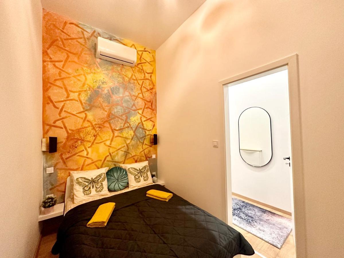 Luxory Design Apartment#Bakats#Freeparking#8Ppl Budapest Exterior photo