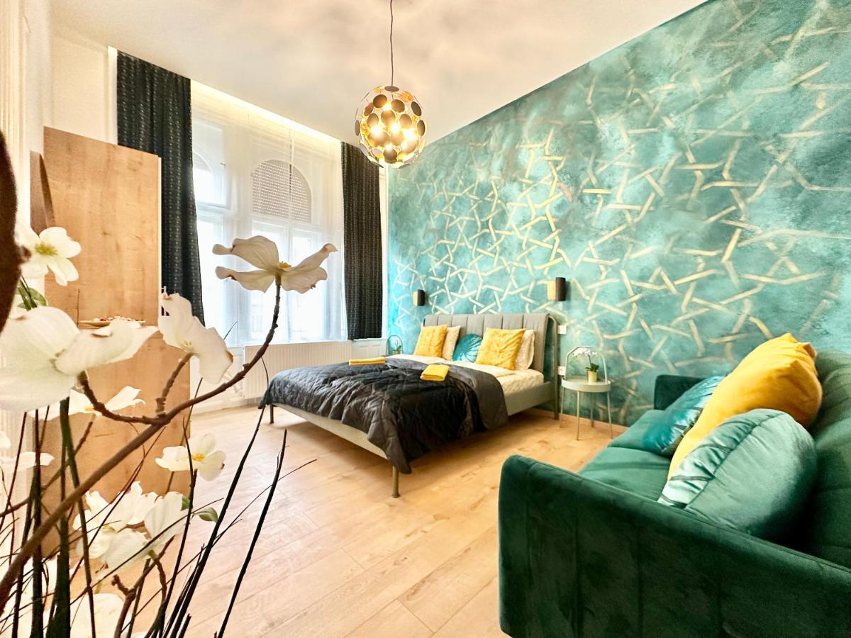Luxory Design Apartment#Bakats#Freeparking#8Ppl Budapest Exterior photo